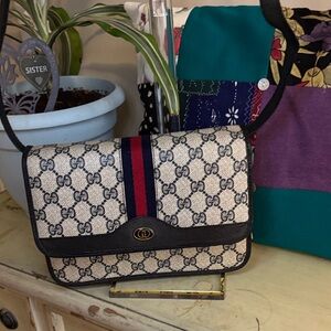 Gucci Beige GG Canvas Crossbody with Navy-Red Web Stripe